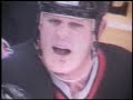 Le hockey: un vrai sport de combat Le hockey: un vrai sport de combat
