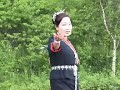Ob txoj paj huam no thawj txojj hais rau tag nrog cov txiv neej los yog txiv tsev ua lawv muaj lub siab zoo hlub,txhawb nqa lawv cov paj niam tsis hais kawm ntaub ntaw, yog ua lwm yaj... Txoj tib ob hais rau qeej leej txiv ua muaj lub siab phem or txog dag or These two poems talk about good support men or fathers and liar men or father when met girls.  The first poem talks about those men or father who always support, love, their wives; however the second poem talks about those men who always liar to other especially other girls or women  that they still single and have no wives even though they look every old.