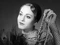Camille Maecke est maquilleuse effets spéciaux. Cette vidéo montre une liste non exhaustive de ses créations. Pour plus d'informations, visitez : www.camillemaecke.com