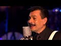 Los Tigres Del Norte Ft Paulina Rubio - Golpes En El Corazò