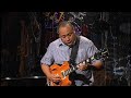 O guitarrista Fábio Leal estudou na Universidade Livre de Música e no Conservatório de Tatuí. Em 2000, formou o grupo Mente Clara, que lançou seu primeiro CD em 2007. Apresentou-se ao lado de grandes nomes da música instrumental brasileira como Fernando Corrêa, Nenê, Vinicius Dorin, André Marques, Mônica Salmaso e Teco Cardoso, entre outros. Formação: Fábio Leal: Guitarra Paulo Almeida: Bateria Filipe Maróstica: Contrabaixo André Grella: Piano Data da apresentação: 10/11/2009 Mais informações: www.sescsp.org.br