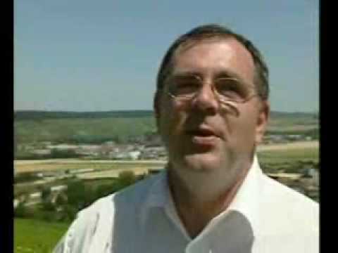 Chablis, ses vins, son vignoble Escapade dans les vignes de Chablis avec le vigneron Daniel Etienne Defaix