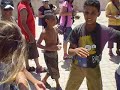 ילדים במרוקו (סאפי) קופצים ,ומשתוללים והכל בשביל בון בון