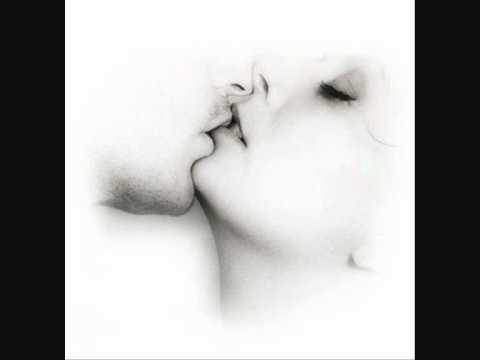 ithazh - nice tamil song.