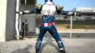 ลีลามาสไรเดอร์เด็นโอ ร่างGun-form
