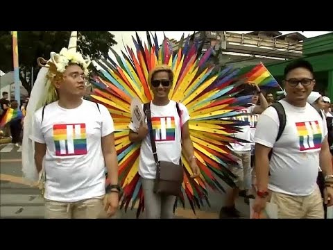 Manila: Bunter Festumzug der Schwulen, Lesben, Bisexu ...