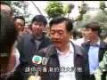 中国四川特大地震: 胡锦涛不顾阻拦向媒体表达谢意!