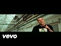 Boef En De Gelogeerde Aap Echte Helden Official Music Video and Lyrics