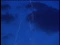 jazz a luz 2007
ils construisent en trois tableaux une musique r�solument �lectrique qui rassemble leurs multiples influences : rock, exp�rimental, free, �lectronique et musique contemporaine.
improvisation, �crit, drones �lectroniques, batterie lourde et hypnotique, tables tournantes qui s'affolent, voix-off, basse et contrebasse en surchauffe, un projet d�finitivement inclassable.