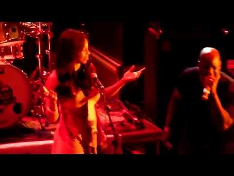 monifa - Will and Monifa performing