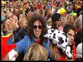 rabaue - so a sch�ner tag (der flieger) 2008

und i fliag, fliag, fliag wia a flieger,
bin so stark, stark, stark wia a tiger
und so gro�, gro�, gro� wia a giraffe
so hoch (wo-o-o)
und i spring, spring, spring immer wieder
und i schwimm, schwimm, schwimm zu dir n�ber
und i nimm, nimm, nimm di bei da hand,
weil ich dich mag
und ich sag: