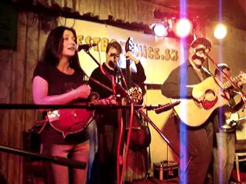 GrassCountry Drive - Cant You Hear Me Calling