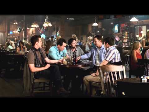 0 AMERICAN REUNION CAST GROWS UP, BUT HASNT MATURED
