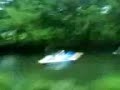 Idiot schwimmt im kaltem wasser (oker)