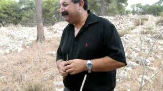 علي علي الصالح يشرح حول بيت اهله في قرية معلول المهجرة وحادثة ايجاد مفتاح البيت المهدم بيدي سائحة المانية