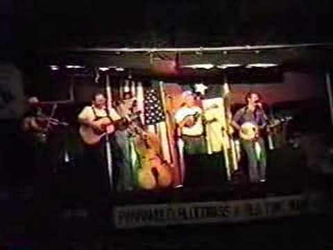 fast banjo - I don't know if it's possible to play any faster than this. Unreal!!! Smokin' Fiddle Blistering Banjo Mercurial Mandolin.