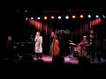 unit 6:
johanna iivanainen - vocals
ari jokelainen - saxophone
sami linna - guitar
jari kanninen - piano
teemu ker�nen - bass
tommi vainikainen - drums

umo jazz house, 11.10.2006