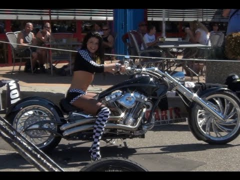 girls revving - Do you want to ride the Bikes or the Girls ? Rate, Comment or Subscribe, Please.