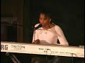 Boldaslive: nona hendryx performs 