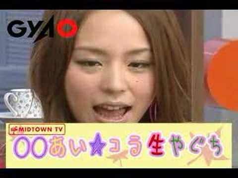 「[TV]声優・平野綾がテレビで見せた「投げキッス」。」のイメージ