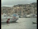 partito il 29 agosto da ercolano si conclude a genova i porti del mediterraneo, il viaggio letterario di giudizio universale e adriatica  la barca dei velisti per caso  che ha portato noti scrittori a toccare i porti di sicilia, malta, grecia, tunisia, marocco, spagna, francia e italia, per recensire le identit�, le bellezze e le oscurit� del mediterraneo.

gioved� 2 ottobre adriatica � arrivata al porto antico  calata marinetta. era stata annunciata la presenza di patrizio roversi, che per� non c'era: arriver� a genova venerd� 3 ottobre. insieme all'equipaggio c'erano gli scrittori simone perotti e chiara zocchi. 
ad accoglierli la banda di piazza caricamento, sotto la direzione artistica di david ferrari (echo art).
[di francesca baroncelli]