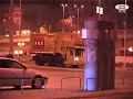 Eboman doet guerilla-show in vuilniswagen in Boedapest