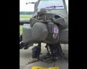 Waffendemo eines AH-64 Apache Waffendemo eines AH-64 Apache