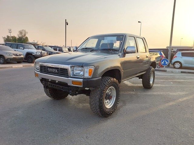 تويوتا هيلوكس 1989 TOYOTA HILUX PICK UP RHD DIESEL MANUAL(PM13672) video