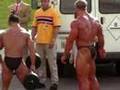 bodybuilders culturistas antes de la exhibicion