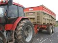 CASE IH MAXXUM 5140 avec benne LEBOULCH et moissbat JD