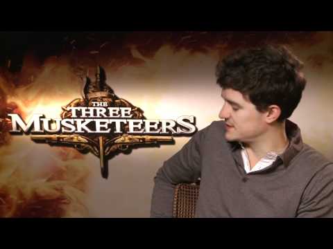 hitfixcom - Orlando Bloom talks about his role in the new swashbuckling film