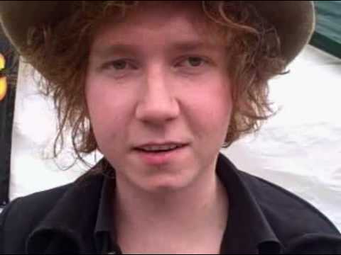 Hugh - The Kooks
