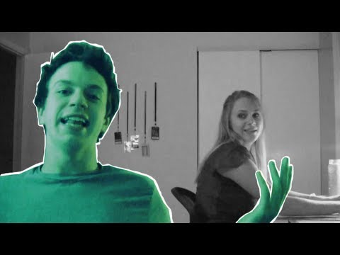 macorpc - Should I trade my Macbook for Britany's PC laptop? Uhhhhmmm...... My store: http://www.districtlines.com/kylesnexusone Follow me on Twitter: https://twitter....