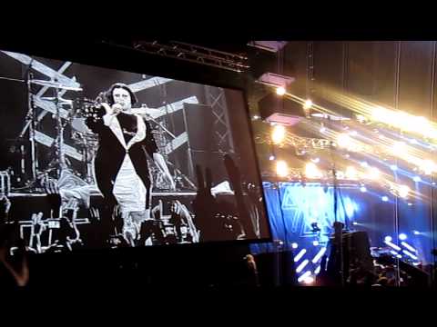 Gossip *** I Will Always Love You (Whitney Houston Cover) @ Lyon 10/12/10