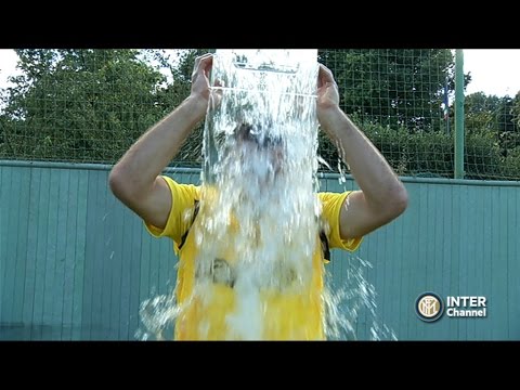 ICE BUCKET CHALLENGE - INSIEME CONTRO LA SLA ICE BUCKET CHALLENGE - INSIEME CONTRO LA SLA