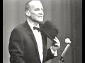 geschreven door harry bannink en michel van der plas. uit de theatershow 'een avond met wim', 1966.