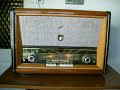 Radio antiguo Philips