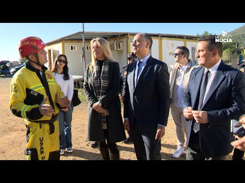 El Conseller de Emergencias visita el Campo de Entrenamiento de Perros de Rescate