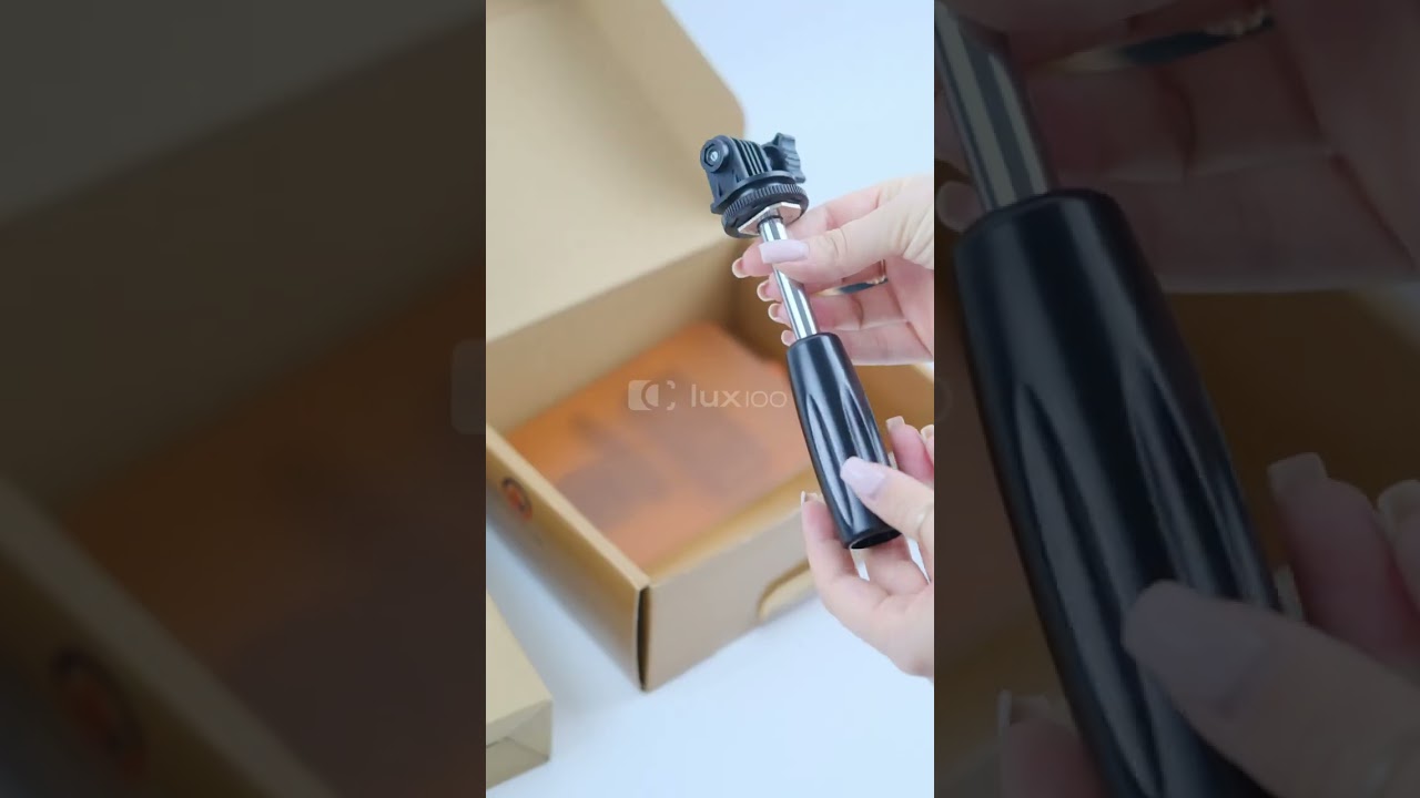 Прямоугольный видеосвет Yongnuo YN-300 III для фото и видео на штативе 2.1м с аккумулятором Прямоугольный видеосвет Yongnuo YN-300 III для фото и видео на штативе 2.1м с аккумулятором