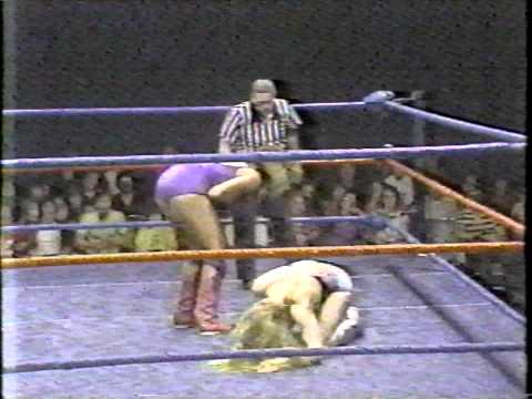woman wrestling