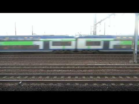 sncf - 1ère gare : Gare du Stade de France Saint-Denis (93) filmée le 09/02/2013 vers 17h30 2ème gare : Gare de Pantin (93) filmée le 10/02/2013 vers 16h50.