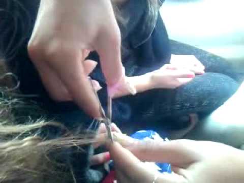 how to remove chewing gum from hair