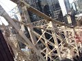 vue de nyc depuis le telepherique reliant roosevelt island et manhattan