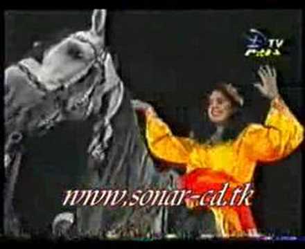 حنان - حنان اغنيه(اضحك بقى وافردها يا عم) من ايام التسعينات والزمن الجميل.
