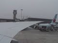 air canada boeing 777 300er landing