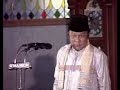 Ceramah kyai kondang ini membahas cara amerika memasukan kepentingan2nya dgn pemberian hadiah, sehingga negara gampang didikte