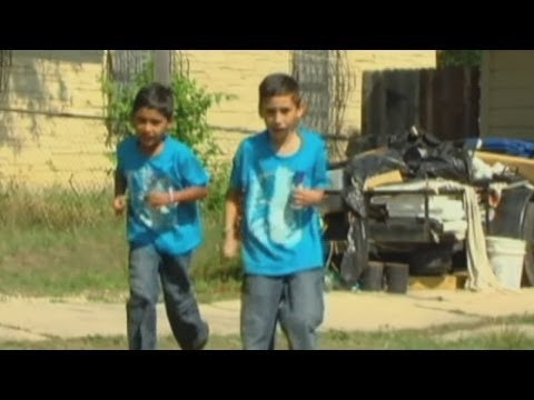 Brave twin boys fight off car thief in Texas