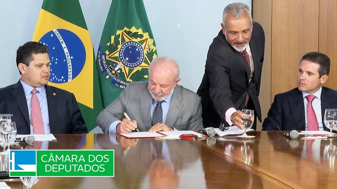 Sancionado projeto que dá direito a atendimento no SUS de paciente com dor crônica - 02/07/2026