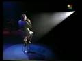 SERRAT - NO HAGO OTRA COSA QUE PENSAR EN TÍ - A VUELO DE PÁJ