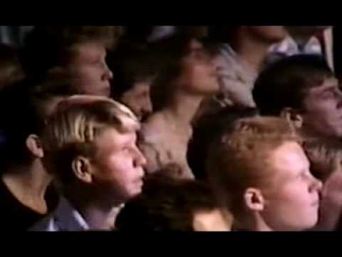 Sultans - From the final bia tour 85-86. I have cut it down to 10:00 minutes, so some minutes are missing. One of the best versions in my opinion.